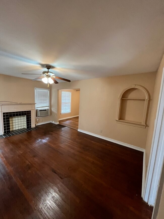 Photo - 1814 Elizabeth Ave House Unit # A