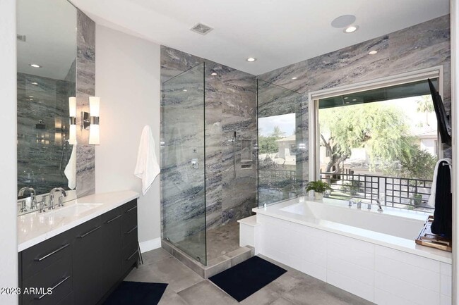 Photo - 7305 E Del Acero Dr