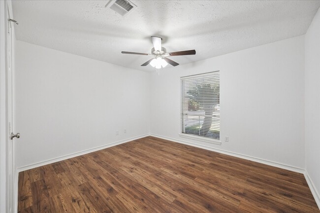 Photo - 22831 Merrymount Dr