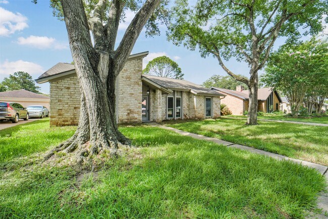 Photo - 21323 Park Bluff Dr