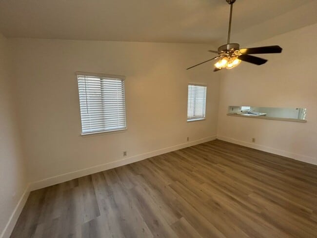 Photo - 3 Bedroom 2 Bathroom Home in Tulare!
