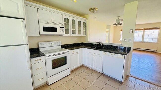 Photo - 399 Woodbridge Dr Unit A