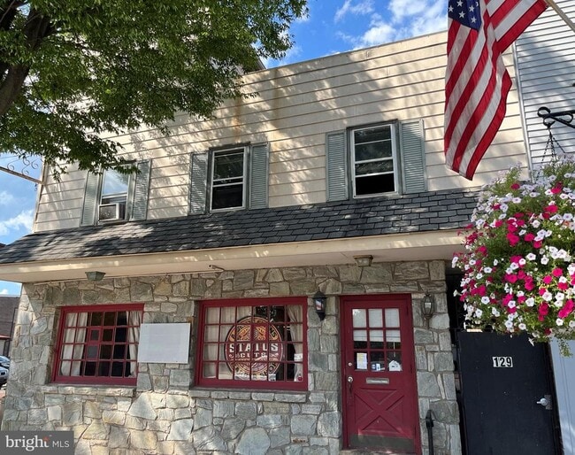 129 E High St Unit A