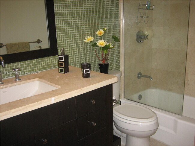 Photo - 5601 Collins Ave Unit 721