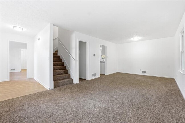 Photo - 6917 Laurel Wood Dr