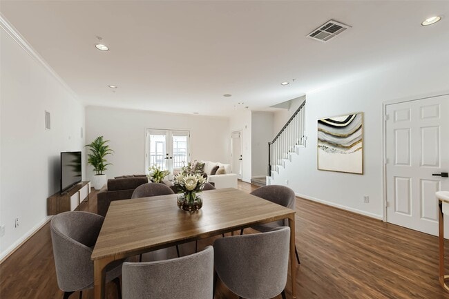 Photo - 17 Waugh Dr Unit 209