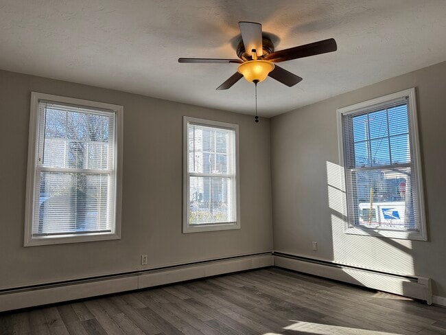 Photo - 74 Hamlet Ave Unit 1F