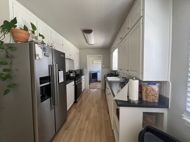 Photo - 3606 42nd St