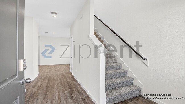 Photo - 3076 Dylan Skyland Dr