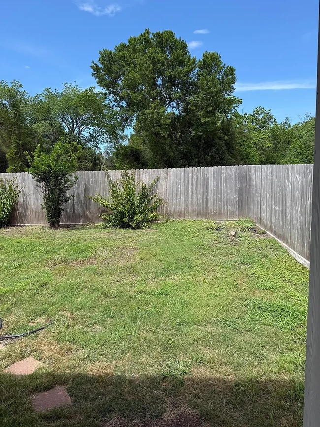 Photo - 23722 N Newport Bnd