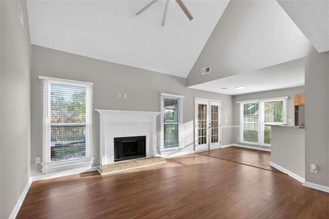 Photo - 7700 Lakeshore Ct