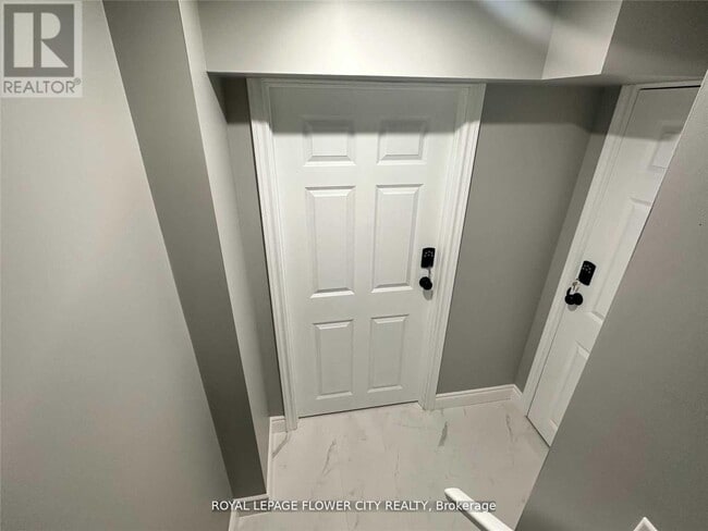 Photo - 41 Paisley Green Ave