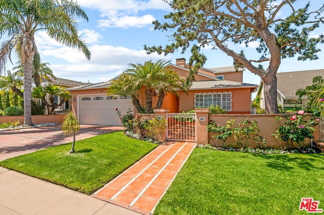 Photo - 8221 Delgany Ave