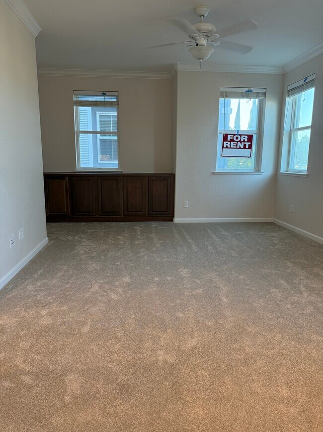 Main living area - 1307 De Altura Cmn Unit 1307 De Altura Commons