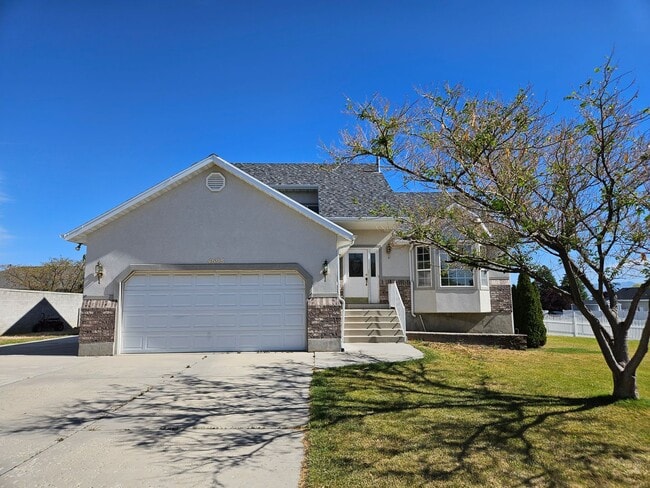 Building Photo - 4698 Colander Dr Unit A