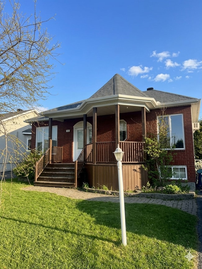 Building Photo - 103 Rue des Amandiers Unit 1