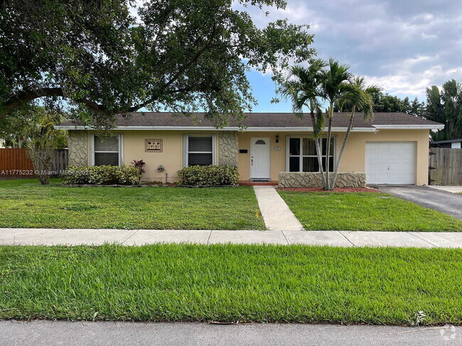 Building Photo - 9364 SW 184th Terrace Rental