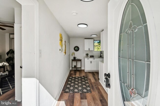 Photo - 1306 W Rene Ave