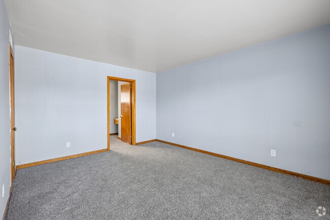 1BR, 1BA - 750SF - Living Room