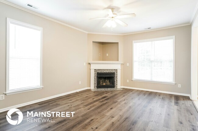 Photo - 209 Chamberlain Dr