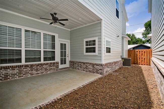 Photo - 508 W Persimmon St