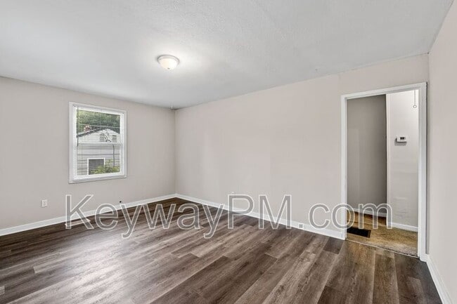 Photo - 608 Carolina Springs Rd