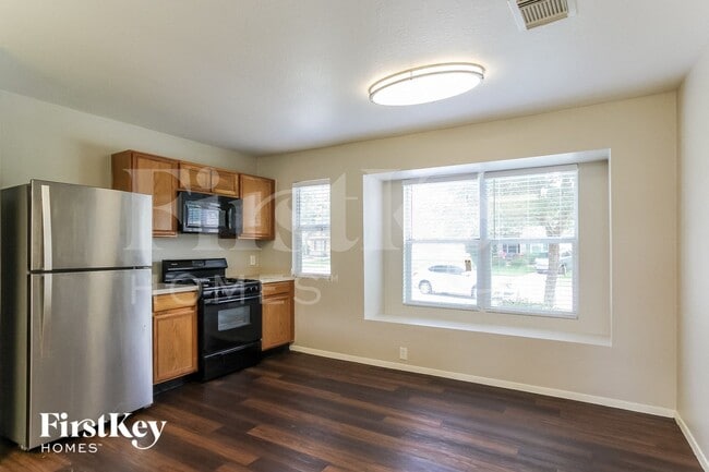 Photo - 3122 Becker Glen St