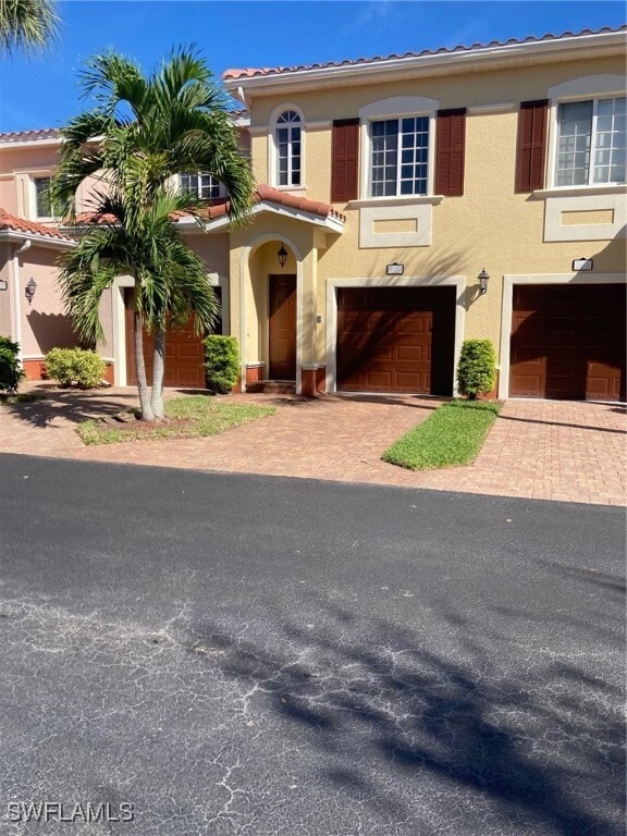 Building Photo - 20321 Estero Gardens Cir Unit 203