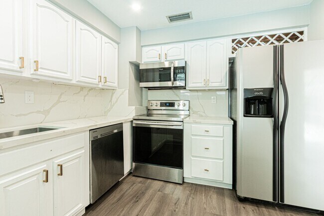 Photo - Pet-Friendly Home with Private Pool in Des...