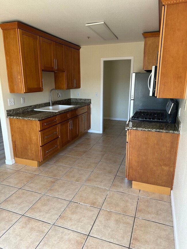 535 Marina Bay Pkwy Unit C