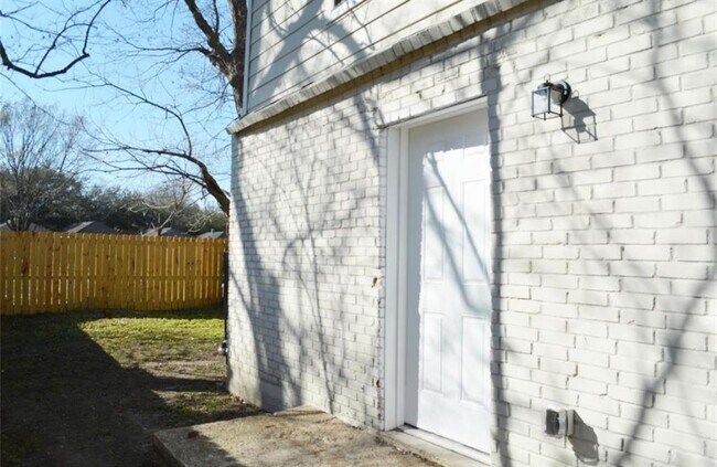 Photo - 3007 Grovey St