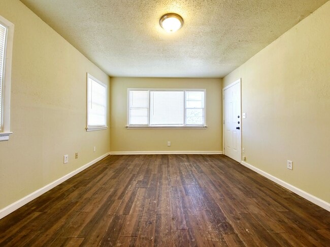 Photo - MOVE-IN SPECIAL: Cozy 3 Bedroom Home in East Lubbock