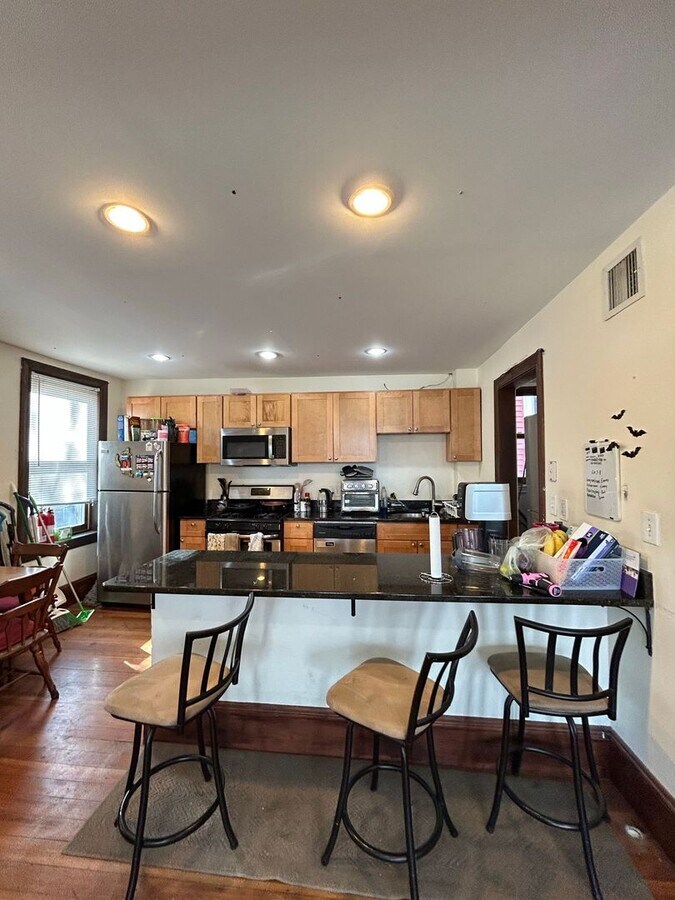 Photo - 170 St Alphonsus St Unidad 2