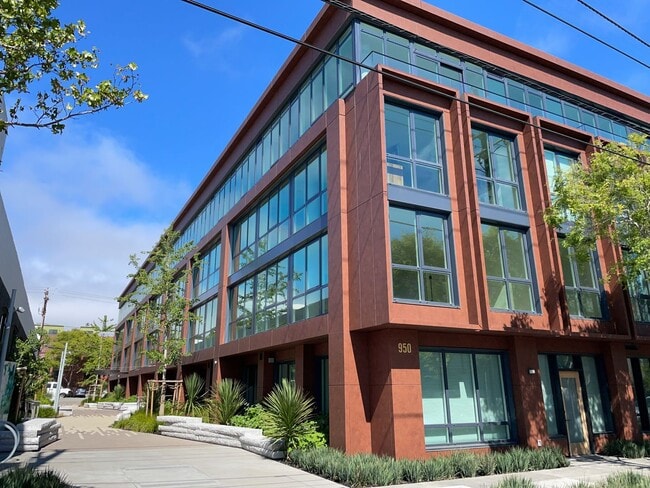 Building Photo - 950 Tennessee St Rental