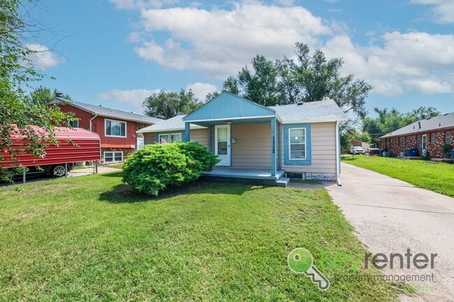 Building Photo - 3 Bedroom 1 Bath for rent | Seneca and McC... Rental