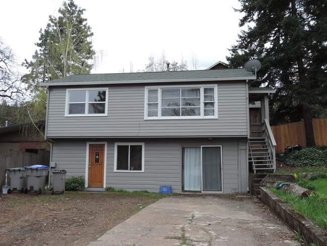 Building Photo - 407 E Eugene St Unit Lower (123)