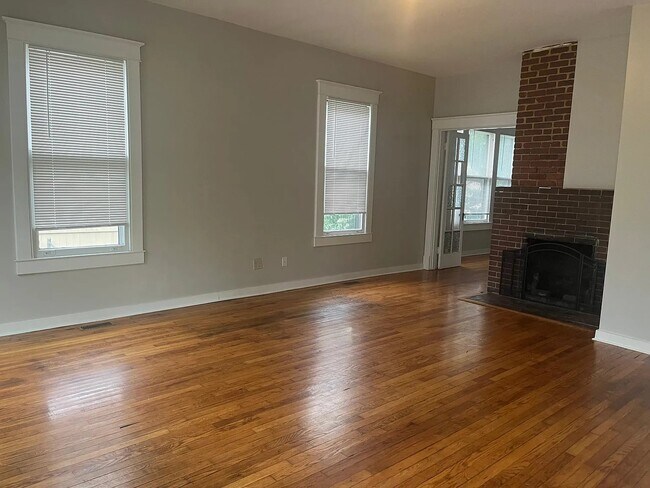 Photo - 1205 Chamberlain Ave Unit A