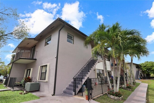 Photo - 13371 SW 17th Ln Unit 2-8
