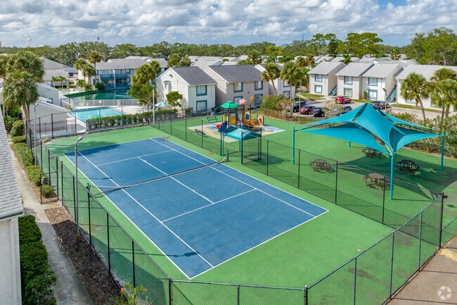 2902 Sycamore Ct Tampa, FL
