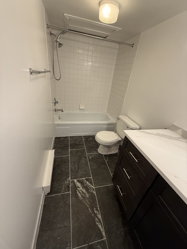 Photo - 96 Candlewood Dr