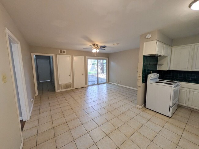 Photo - 2109 Coronado Pl