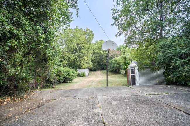 Photo - 3604 E 61st St Unidad 3604