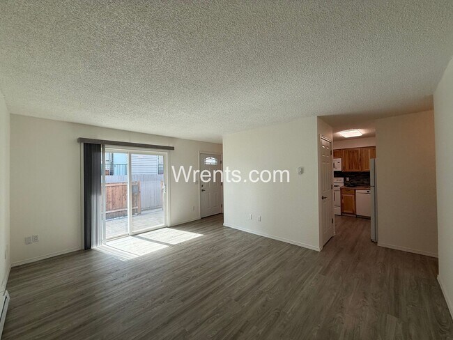 Photo - 6014-6018 N Atlantic NM