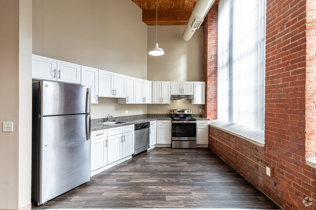 Interior Photo - Clocktower and Velvet Mill Apartments