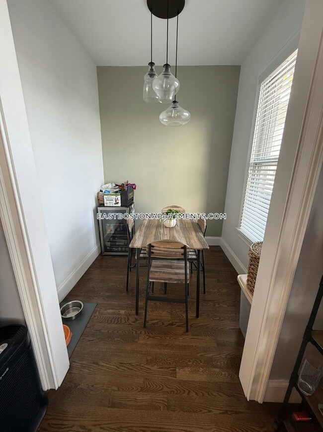 Photo - 249 Lexington St Unit 2