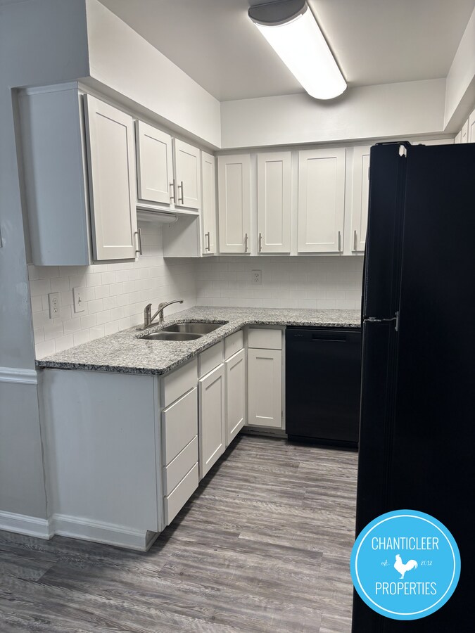 Photo - 501 Greenbriar Rd Unidad C