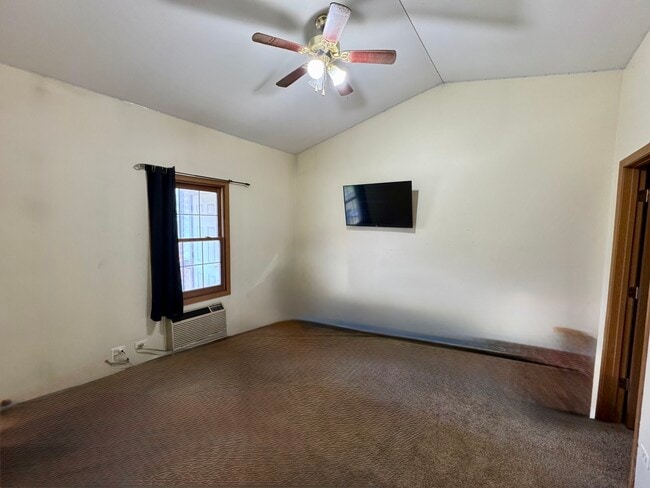 Photo - 531 Leah Ln Unit 3C