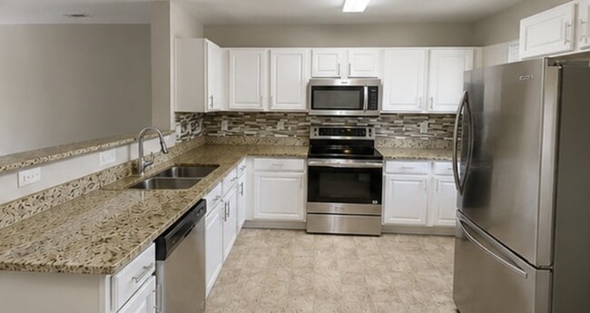 Photo - 1403 Plexor Ln