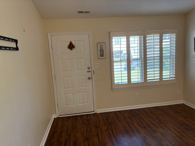 Photo - 3817 Clearwood Ct