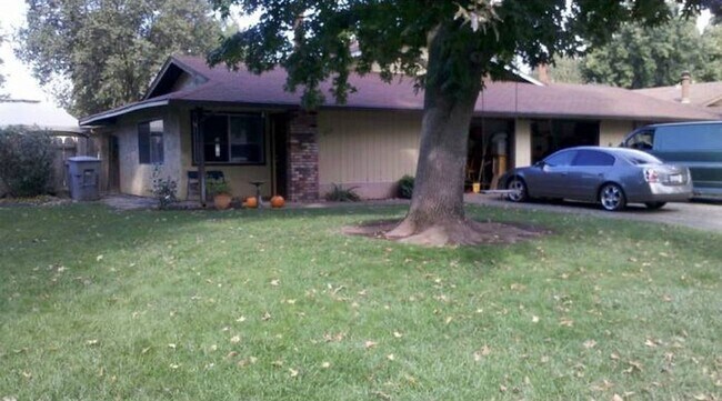 Photo - 843-845 Netters Circle Unit 845 Netters Circle